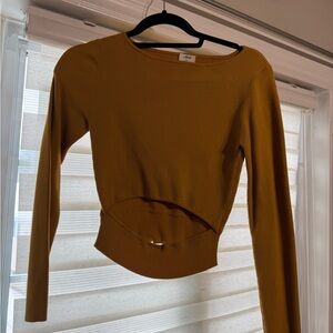 Wilfred Golden Ribbed Knit Top